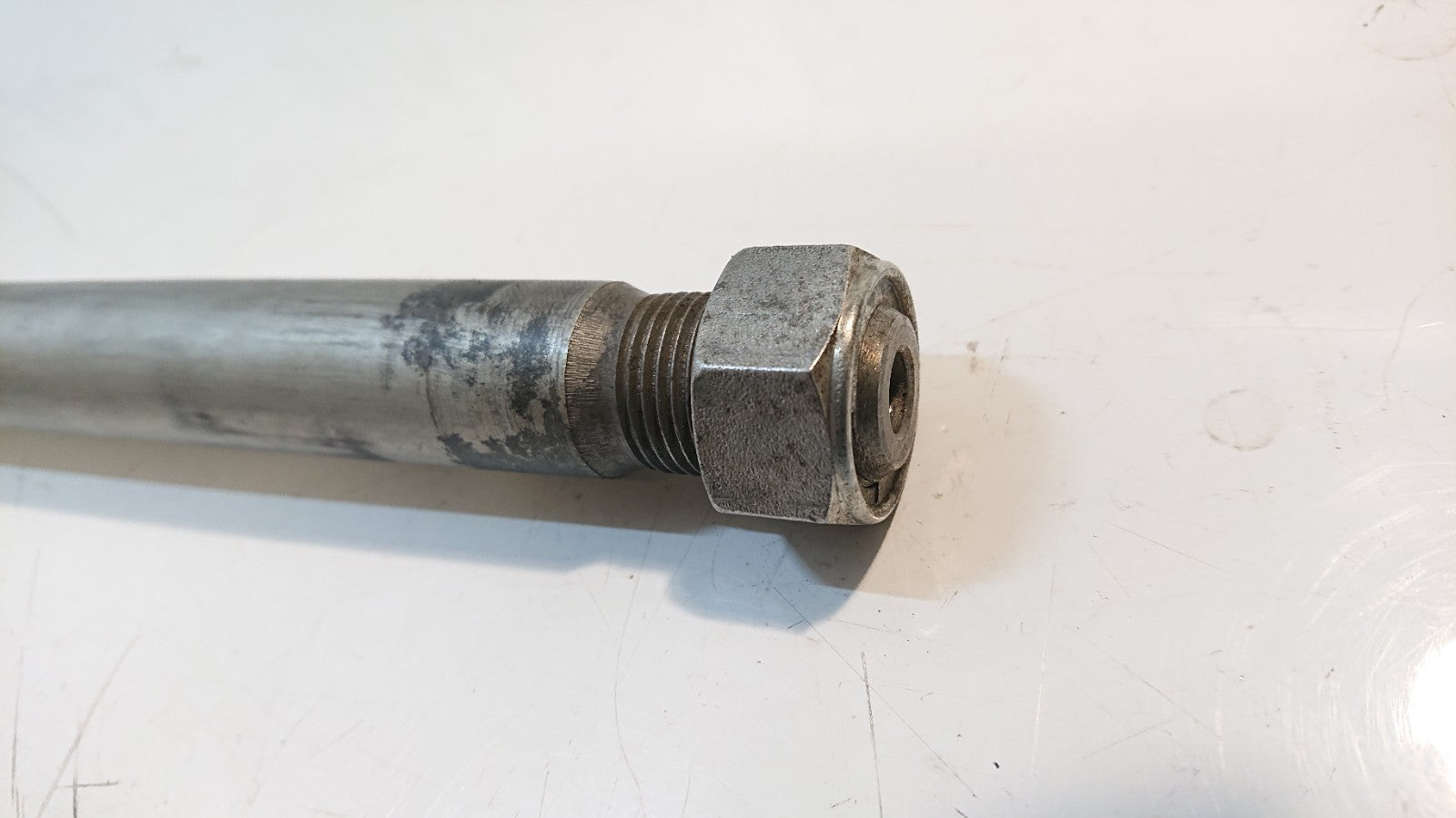 Suzuki GSF 600 Bandit Swinging Arm Spindle