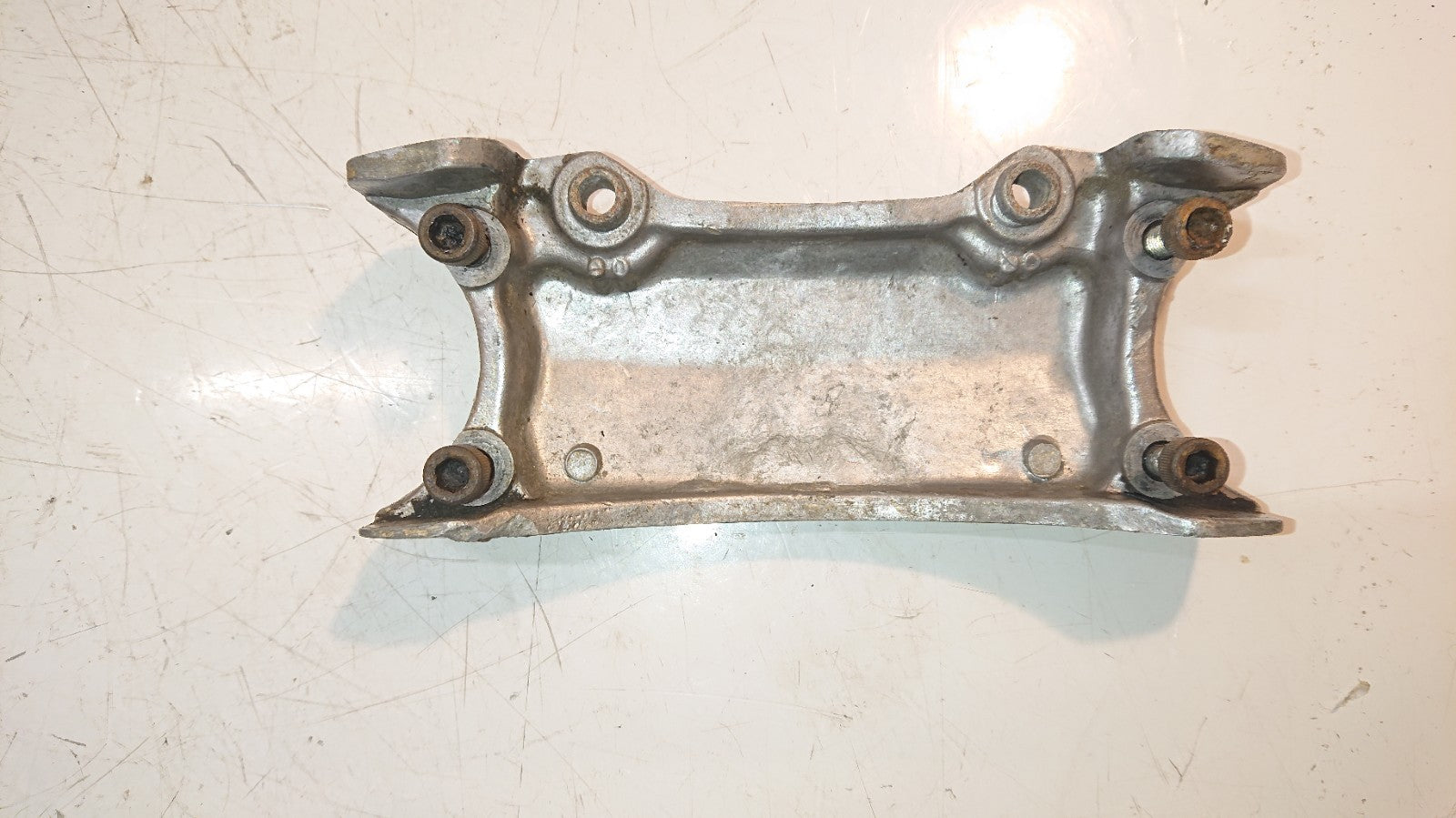 Yamaha XJ 900 - Front Mudguard Mount Bracket Fork Brace Plate