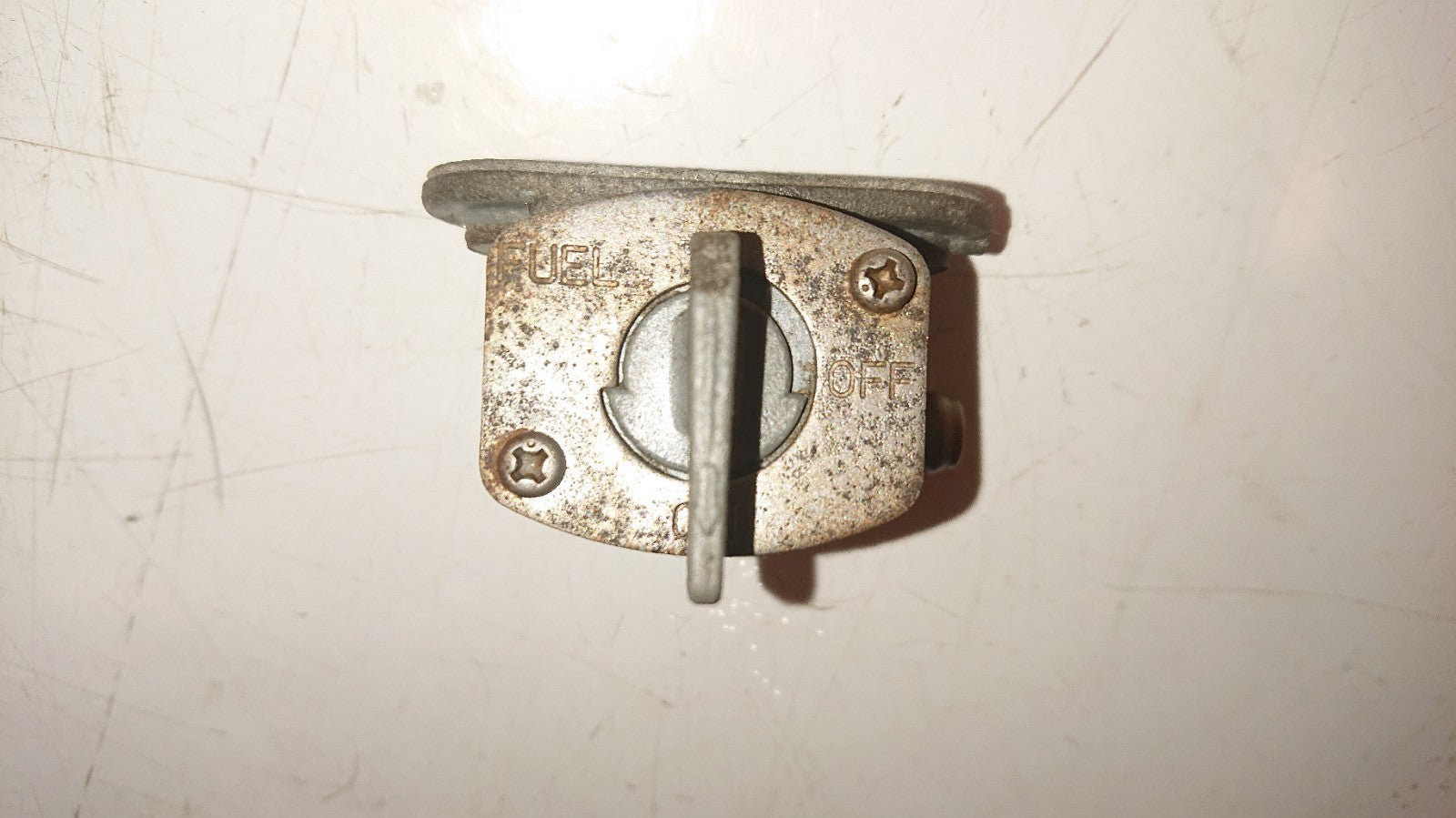 Yamaha XJ 900 Diversion Fuel Tap, Pet lock
