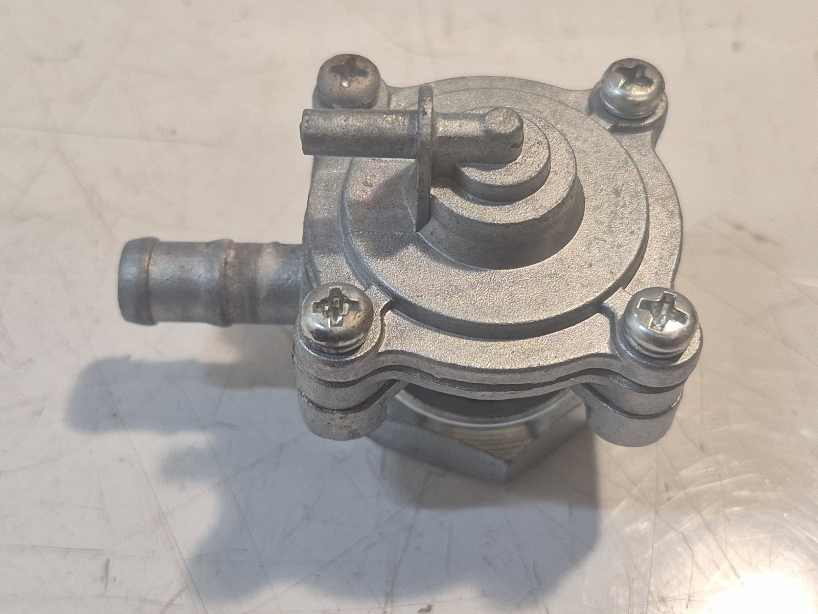 Honda CB 600F Hornet Petlock / Fuel Tap