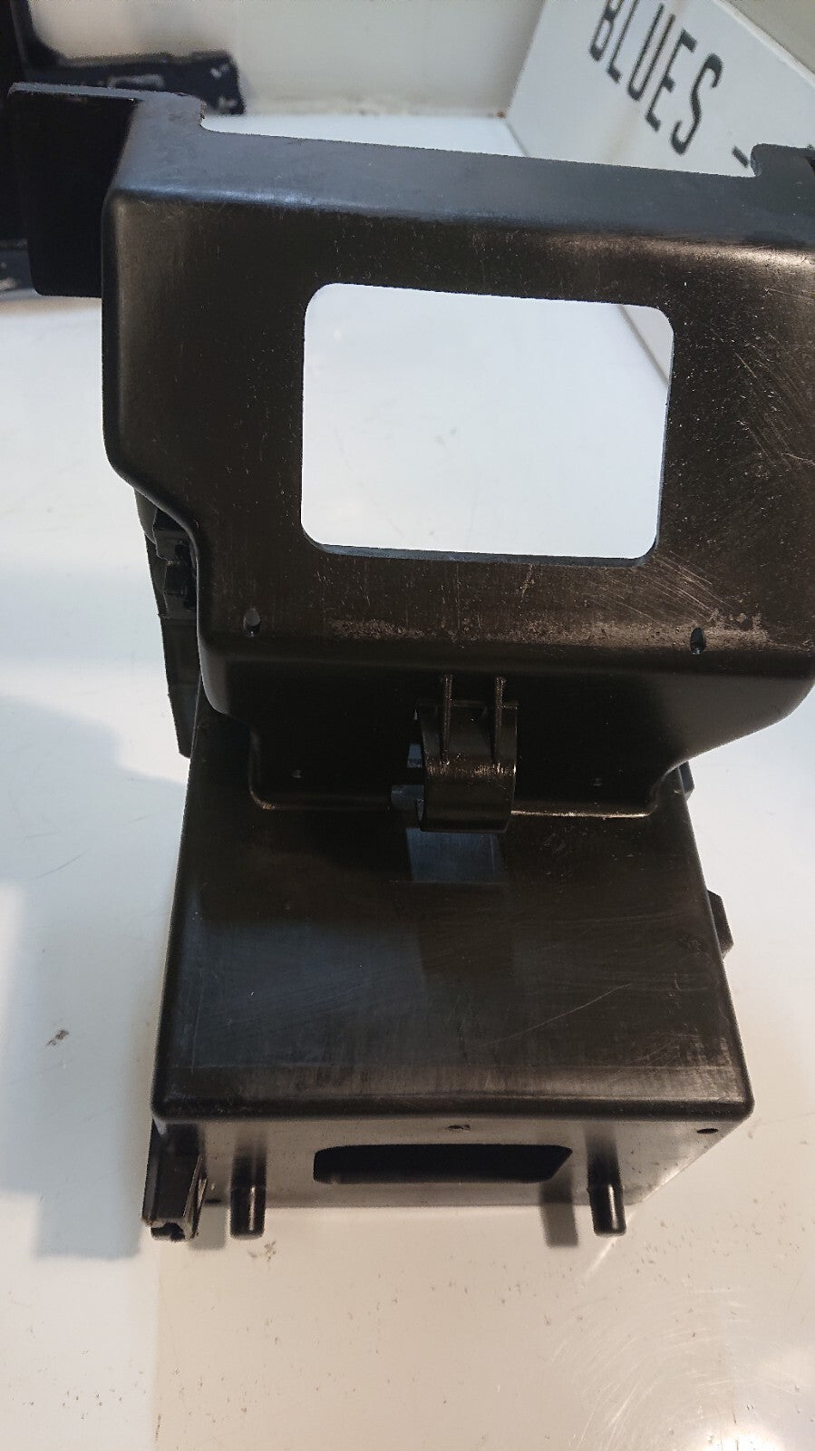 Kawasaki GPZ 1000 RX Battery Tray