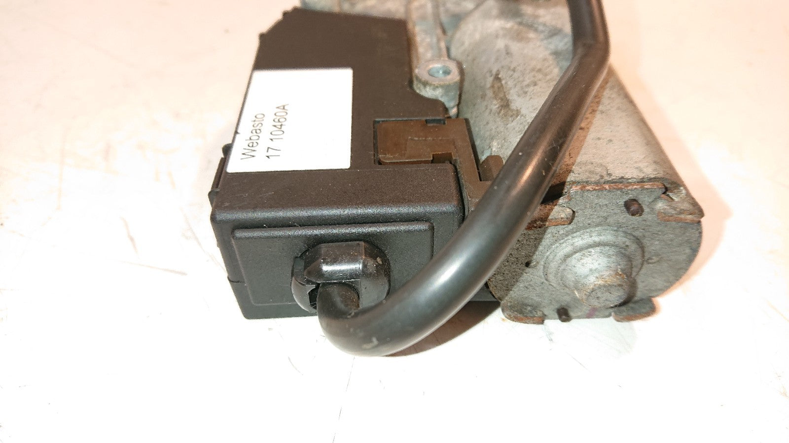 BMW R1200RT Screen Motor