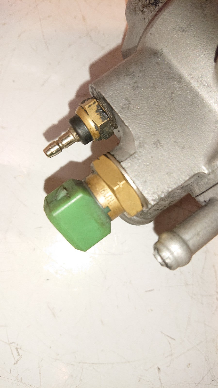 Honda VTR 1000 FIRESTORM Thermostat Housing