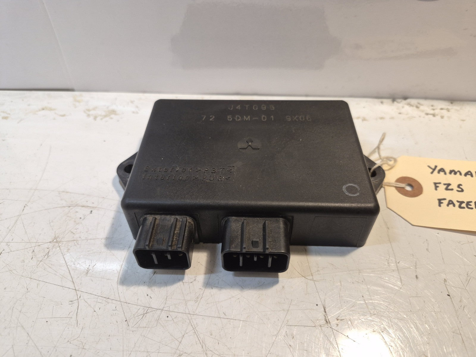 Yamaha FZS 600 FAZER CDI/Igniter 5DM Issue