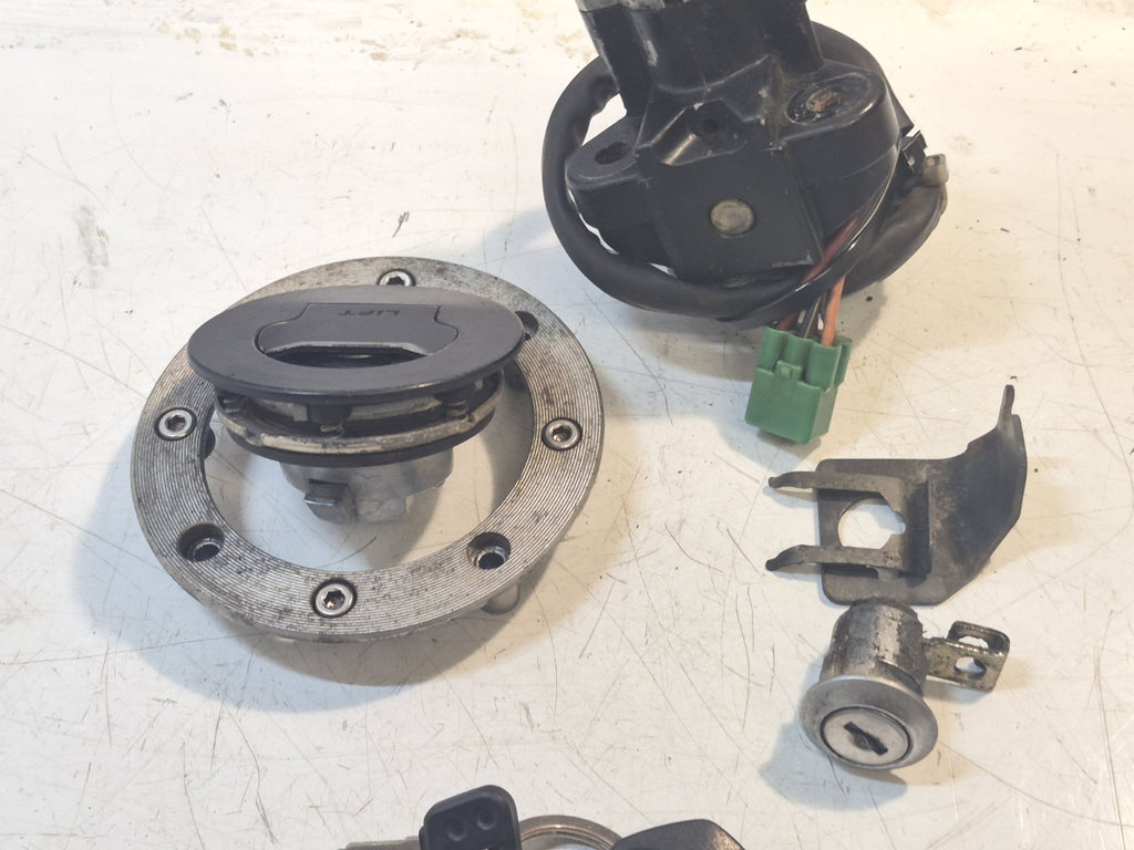 Suzuki SV 650 Gen 1 Lock Set