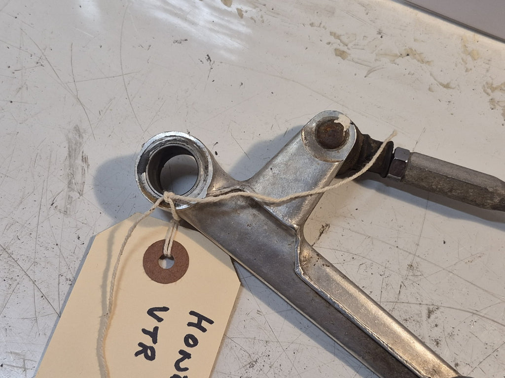 Honda VTR 1000 Firestorm Genuine Gear Lever And Linkage VTR1000 96-03