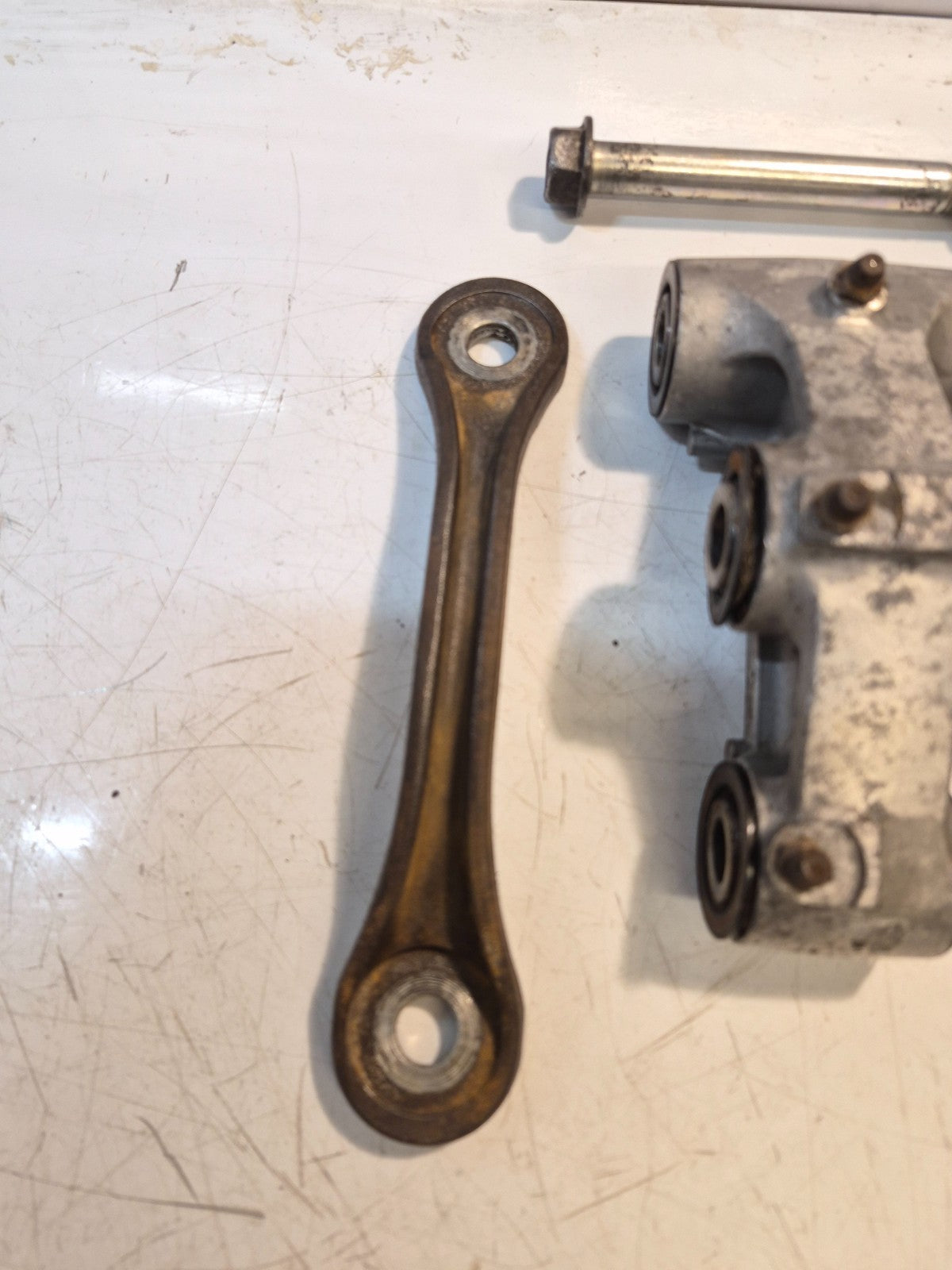 Kawasaki ZZR 1100 Mono Shock Linkage/ Lower Mount