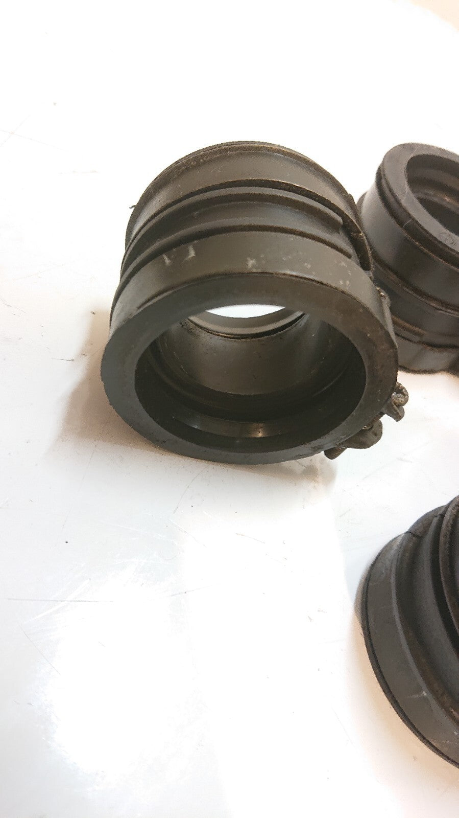 Kawasaki GPZ 1000 RX Inlet Manifold Rubbers