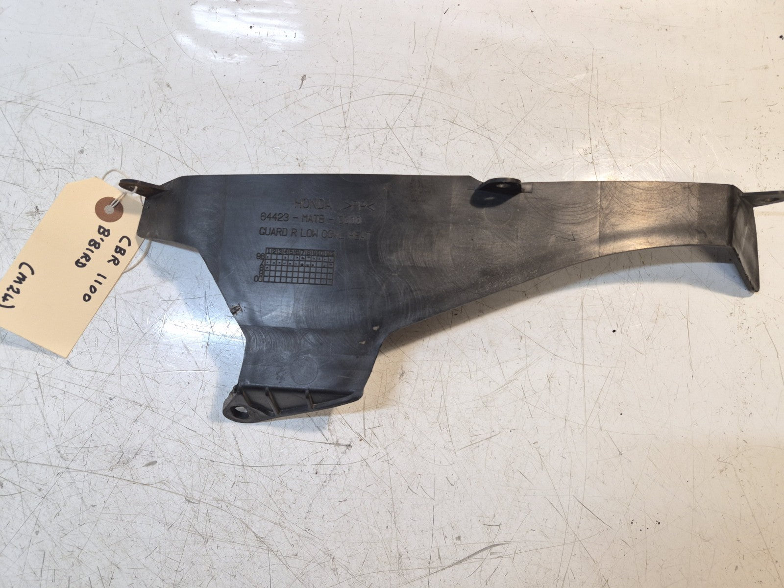 Honda CBR 1100 Blackbird Fairing, Infill, Righthand