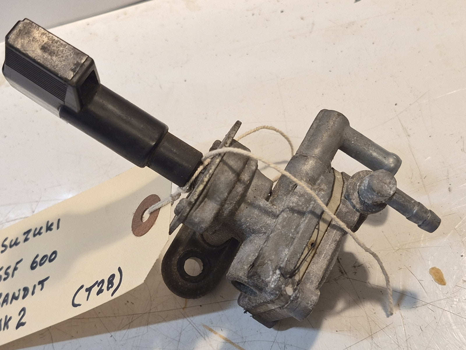 Suzuki GSF 600 Bandit Mk2 Petlock/ Fuel Tap