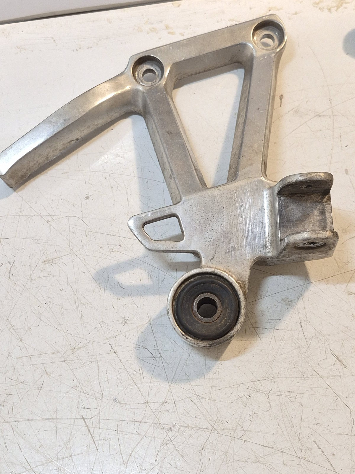 Yamaha FZS 600 FAZER Pillion Peg Hangers, Pair