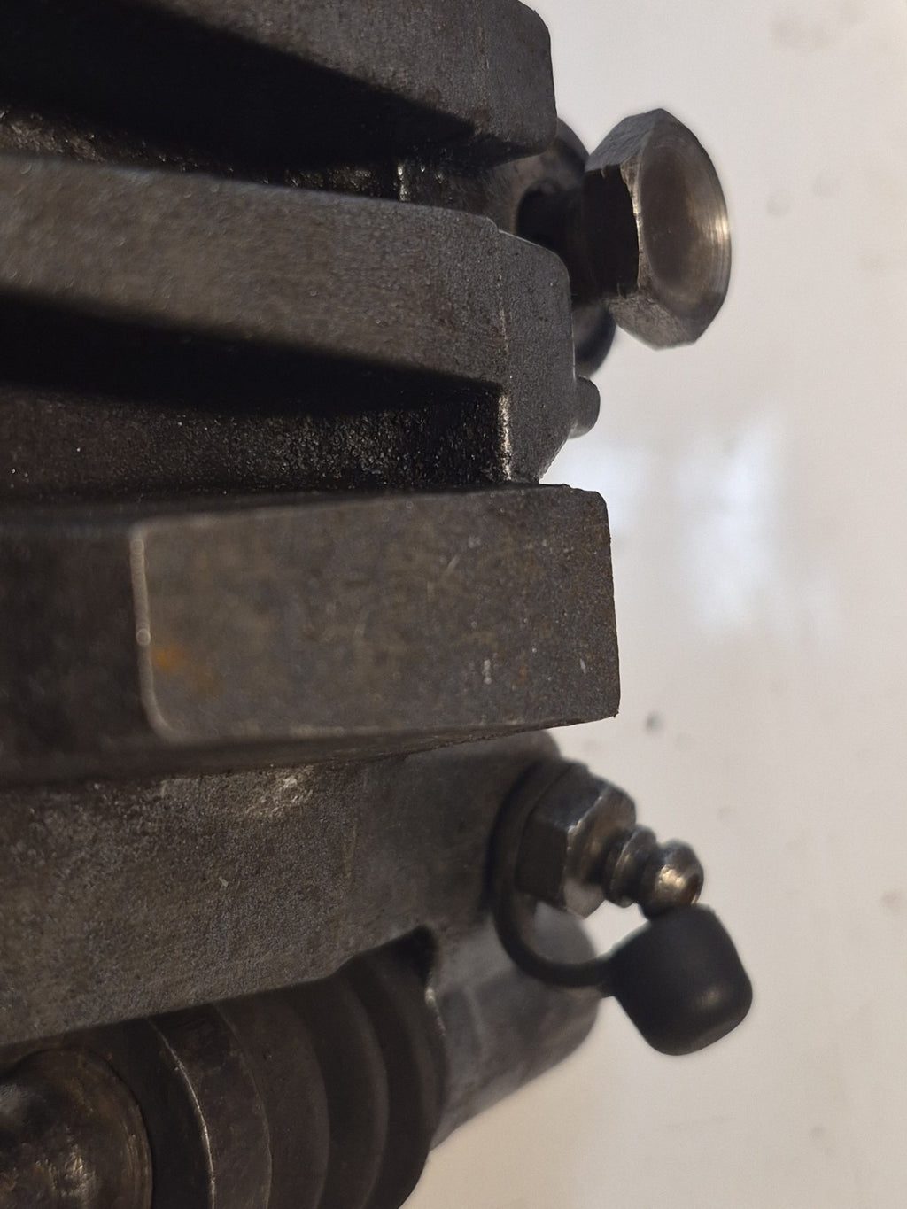 Kawasaki ER 5 Front Brake Caliper