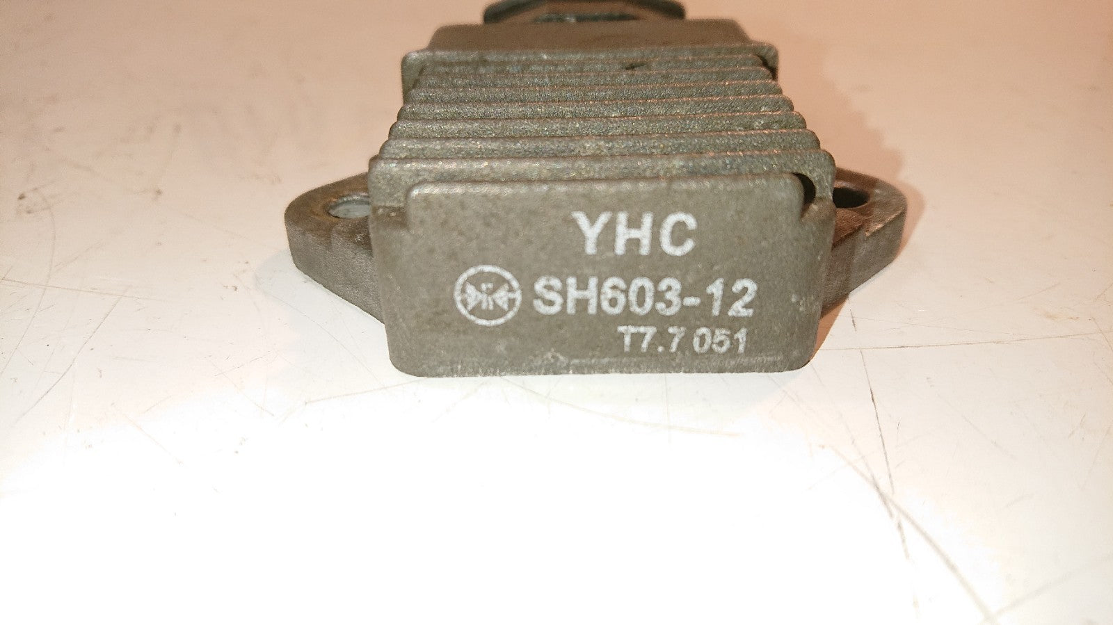 Honda VTR 1000 FIRESTORM Regulator /Rectifier