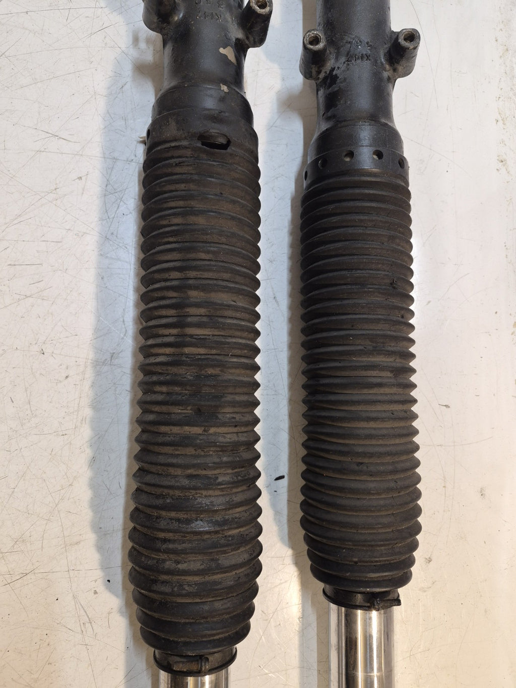 Kawasaki KLE500 KLE 500 1991-On K147 Code Pair Front Forks Fork Legs