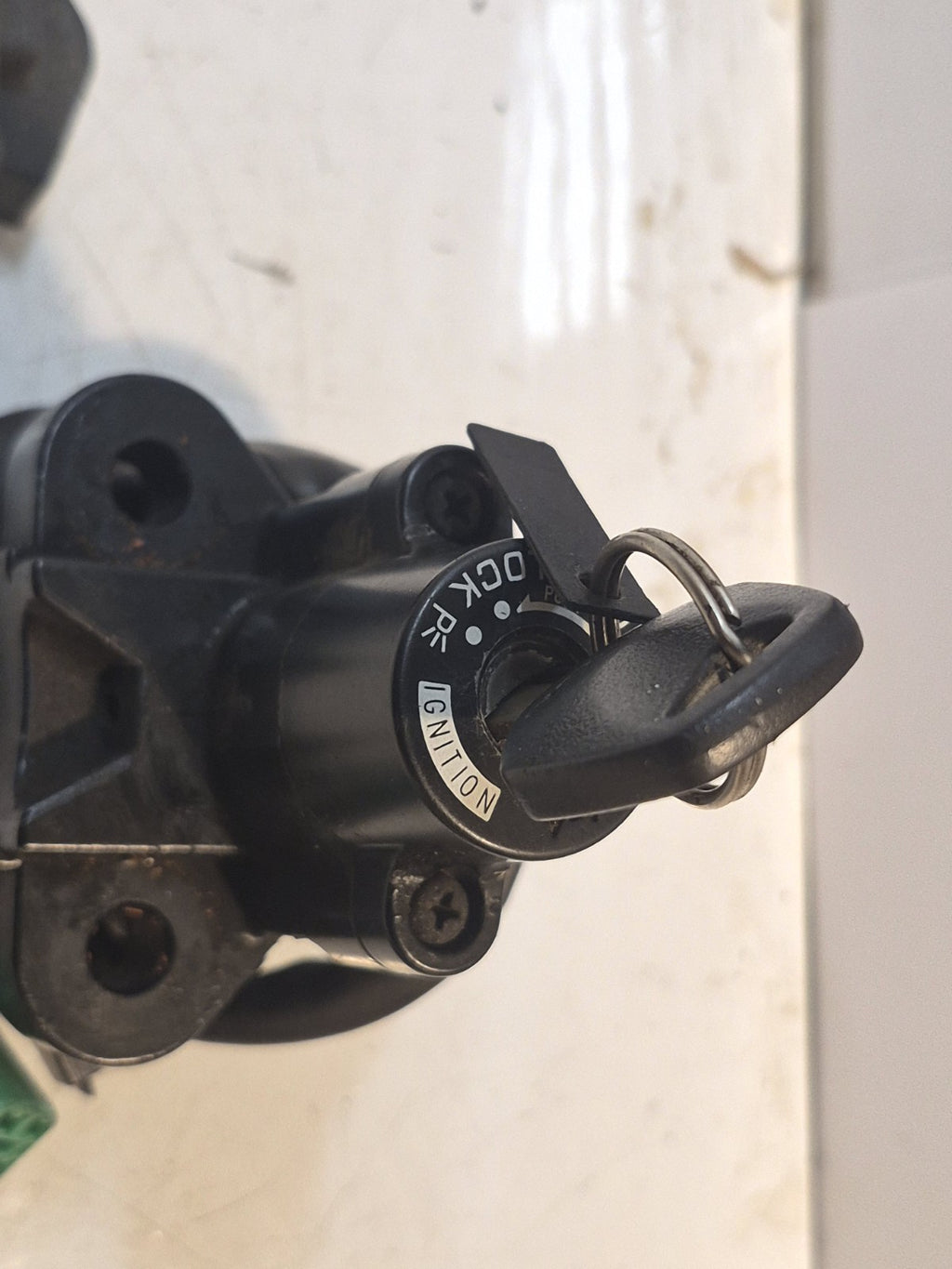 SUZUKI GSF 600 BANDIT MK 1 LOCKSET