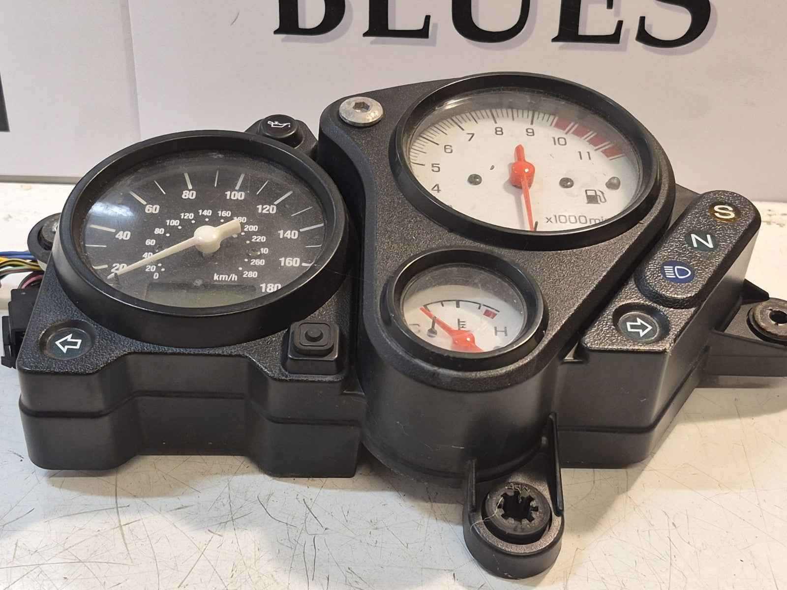 Honda VTR 1000 Firestorm Clocks/Instrument Cluster