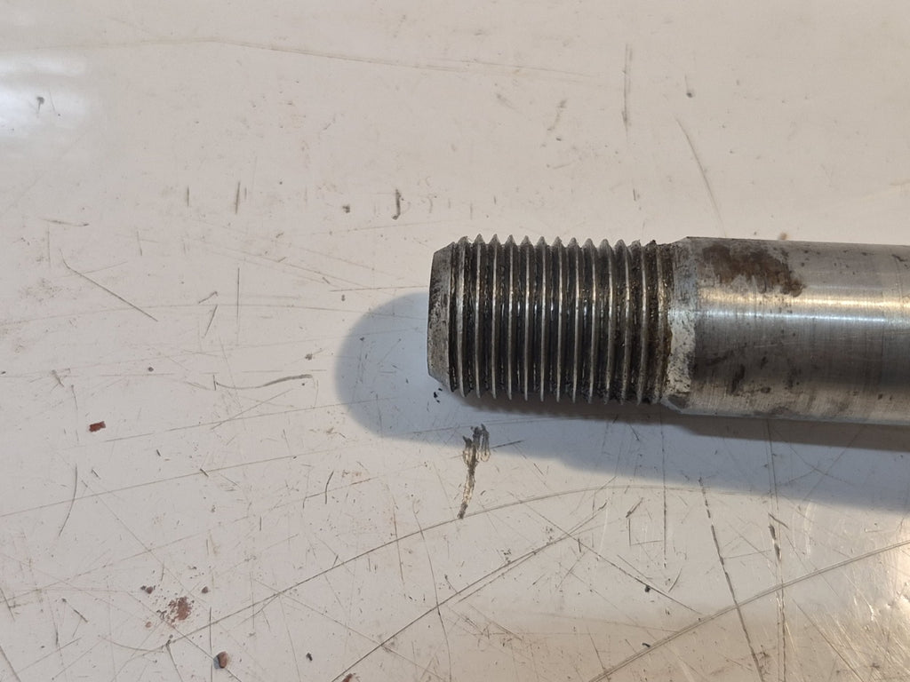 Suzuki GSF 650 Front Wheel Spindle