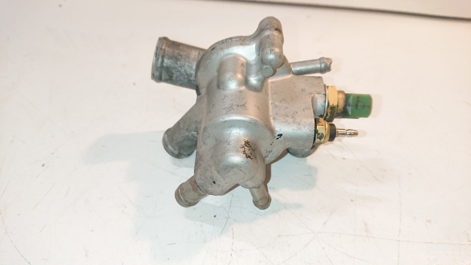 Honda VTR 1000 FIRESTORM Thermostat Housing