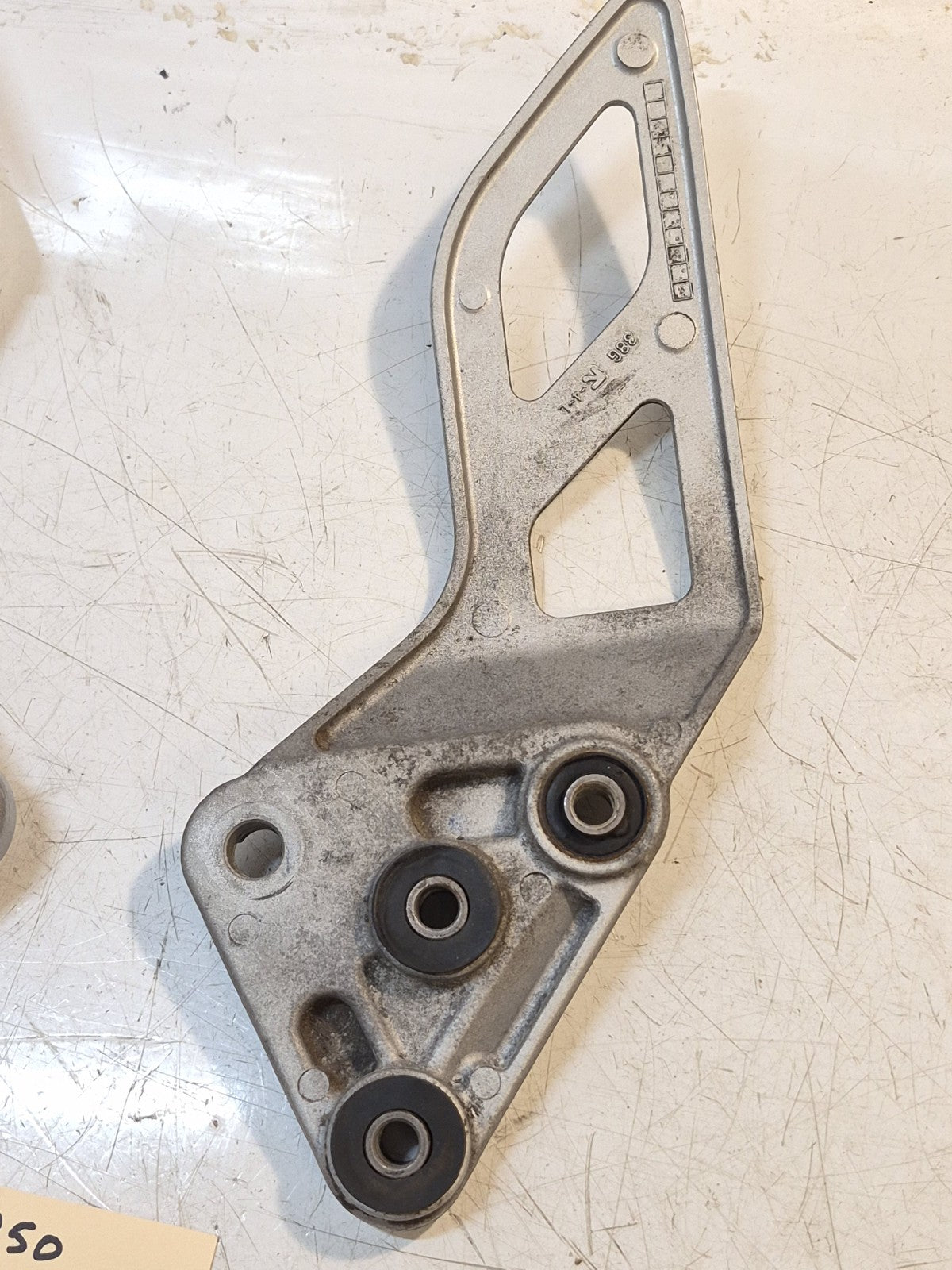 Suzuki GSF 1250 Bandit Front Peg Hangers, Pair