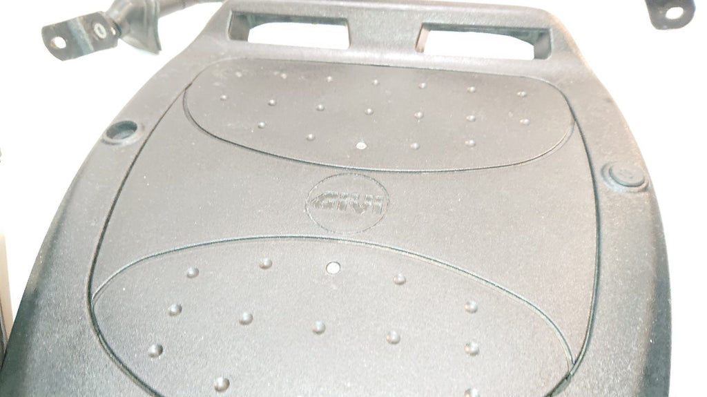 BMW R1150 RT Givi Top Box And Brackets
