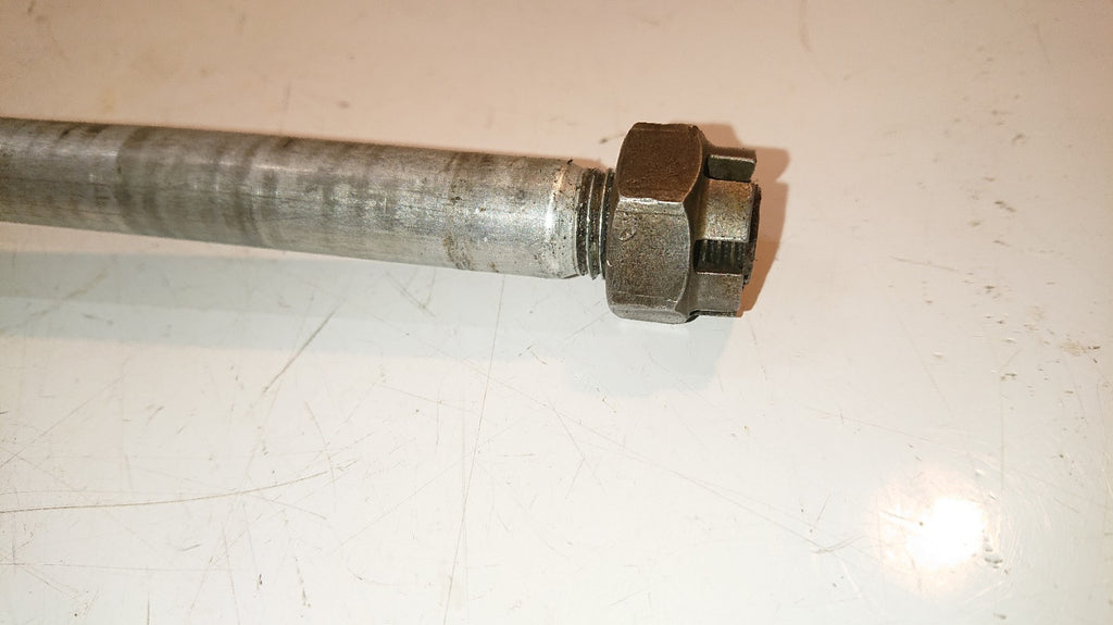 Kawasaki KLE 500 Front Wheel Spindle