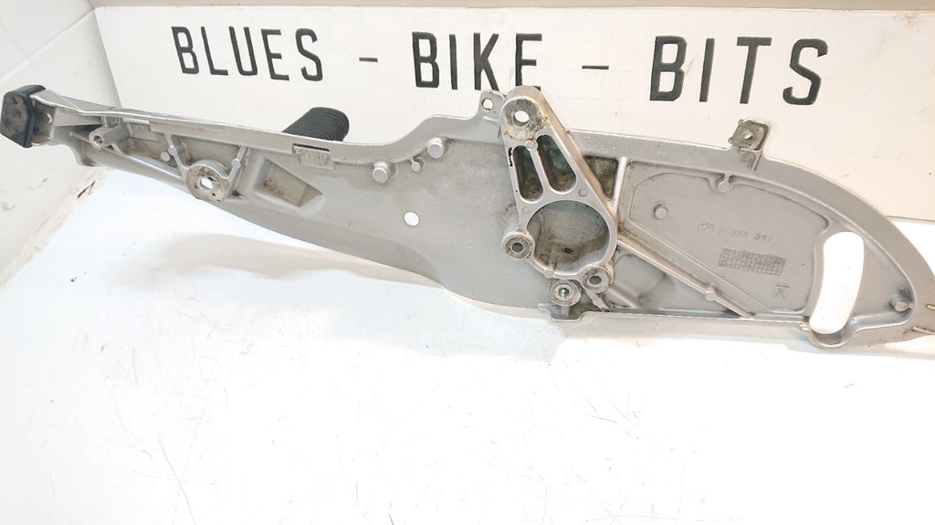 BMW R1150 RT Peg Carrier, Lefthand With Pegs