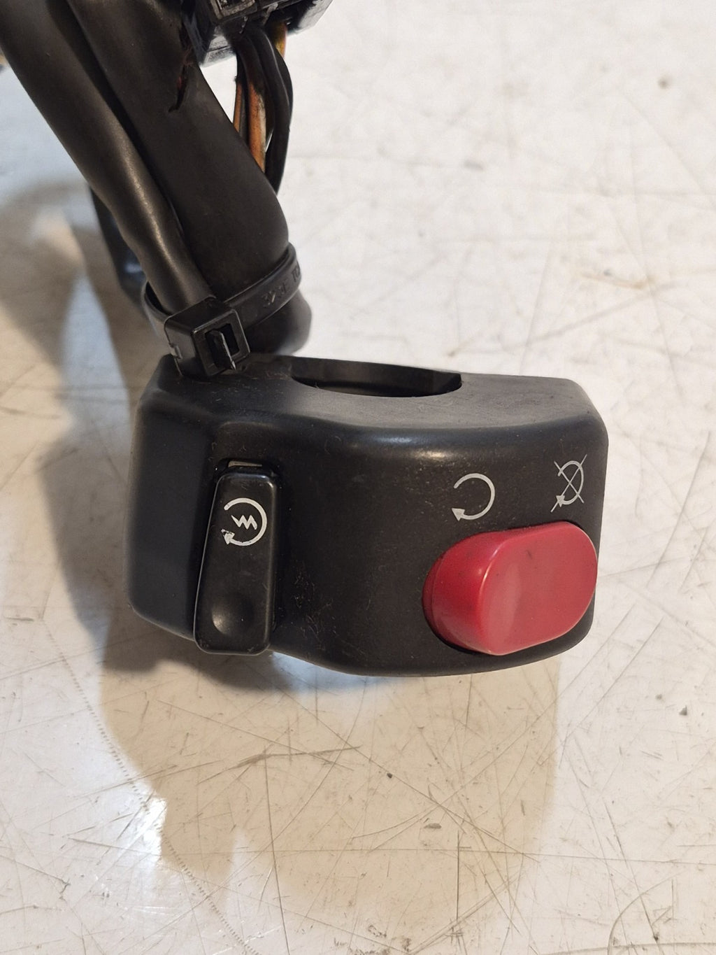 Triumph Daytona 955i Switchgear, Righthand