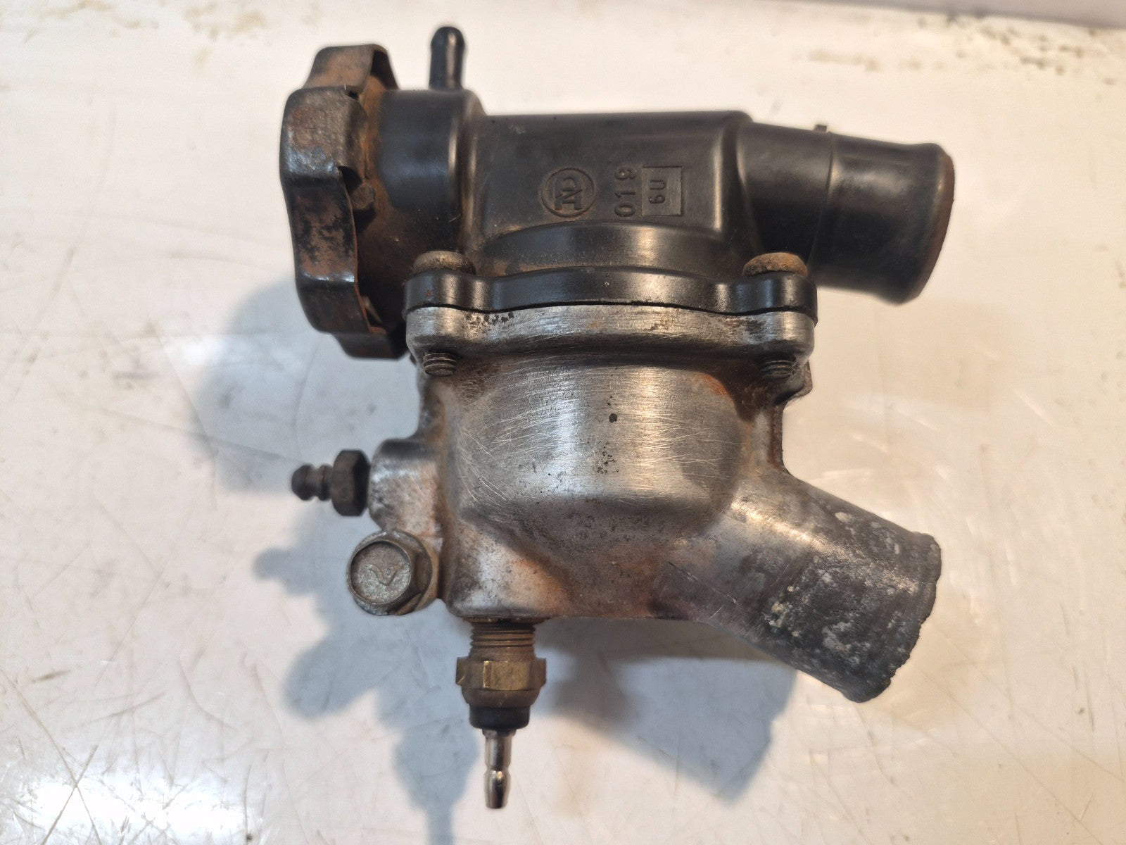 Kawasaki ZZR 1100 Thermostat Housing