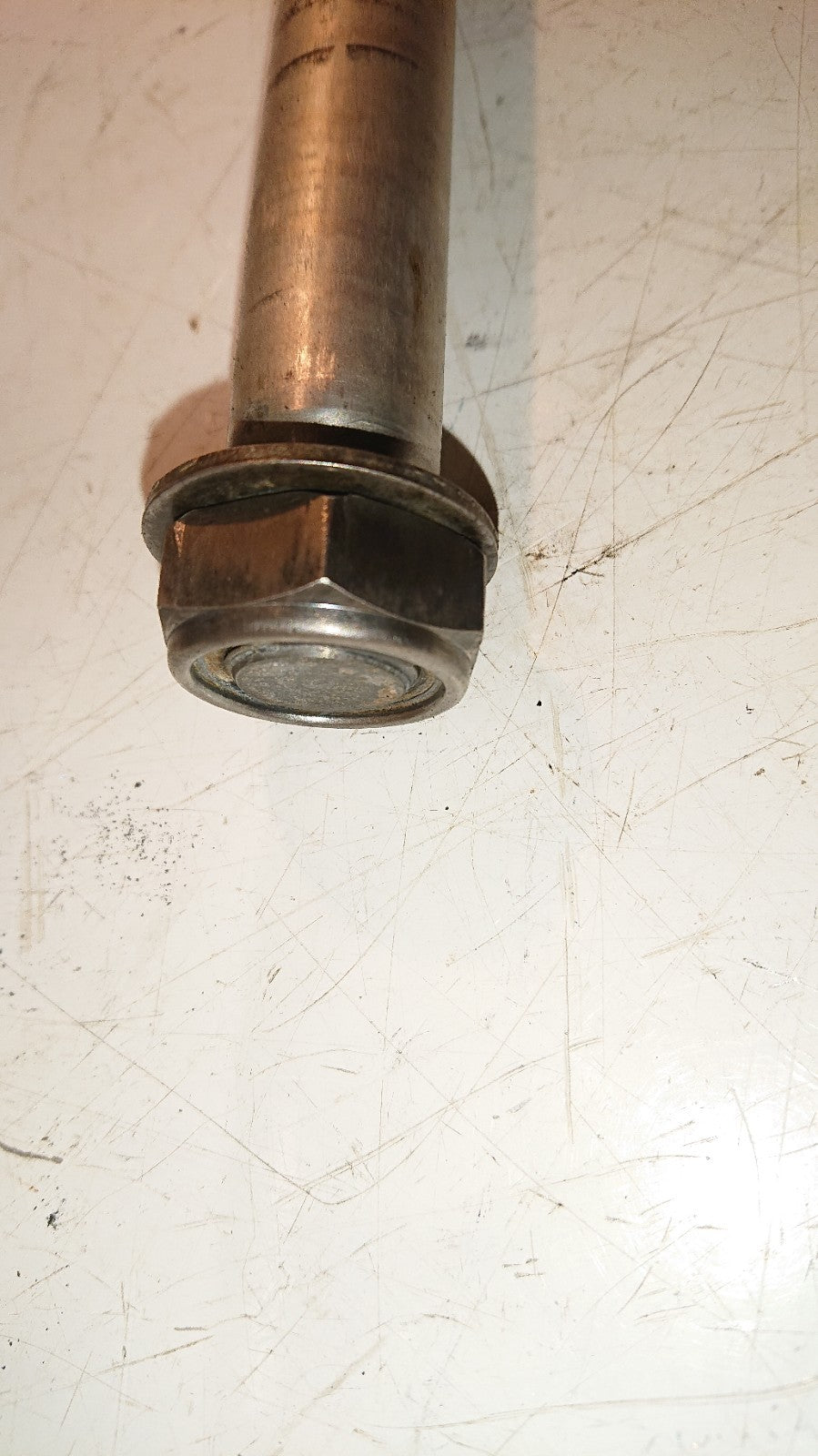 Honda CBF 500 - Front Wheel Spindle