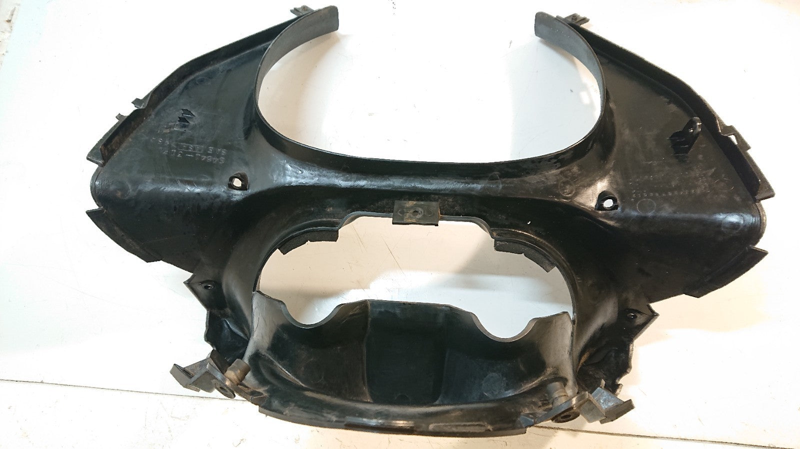 Suzuki GSF 600 Bandit Fairing, Screen Mount, Clocks Surround