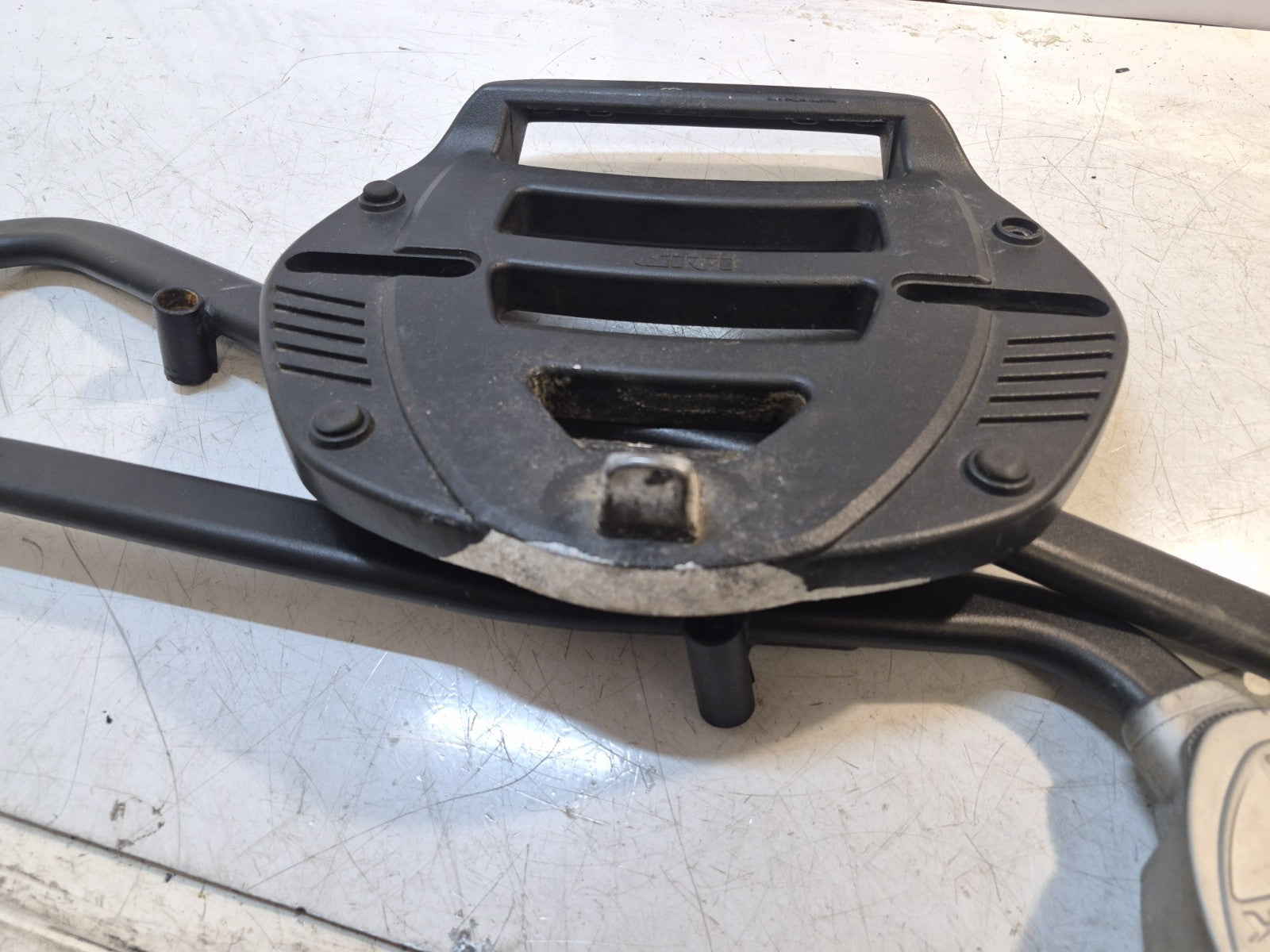 Honda CBR 1100 Blackbird Givi Base And Brackets