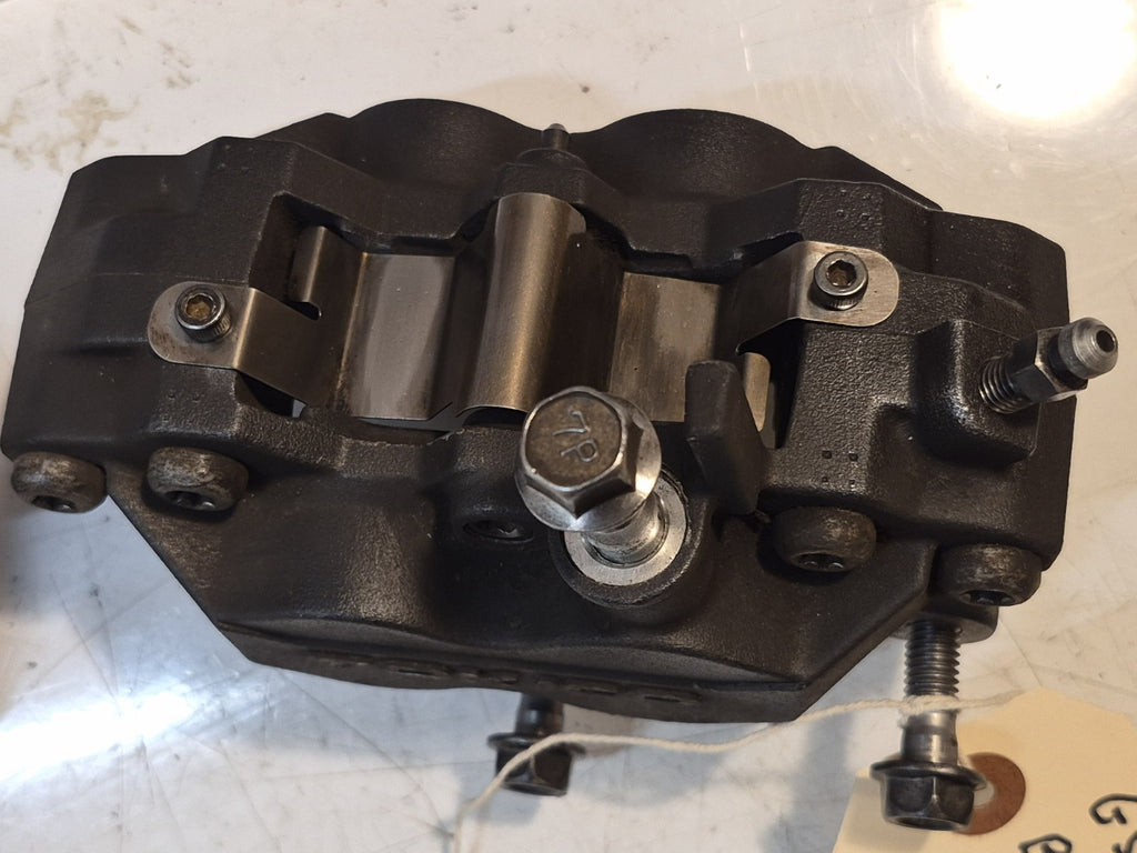 Suzuki GSF 1250 Bandit Front Brake Calipers, Pair