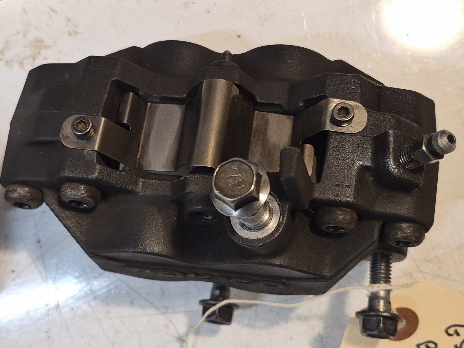 Suzuki GSF 1250 Bandit Front Brake Calipers, Pair