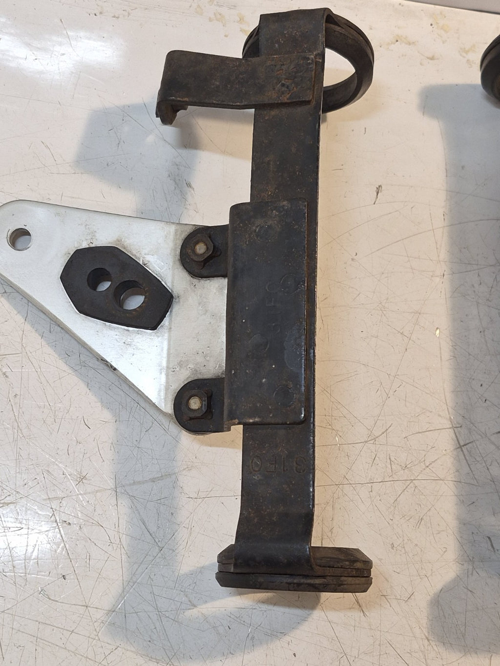 Suzuki GSF 600 Bandit Mk2 Headlight Brackets, Pair