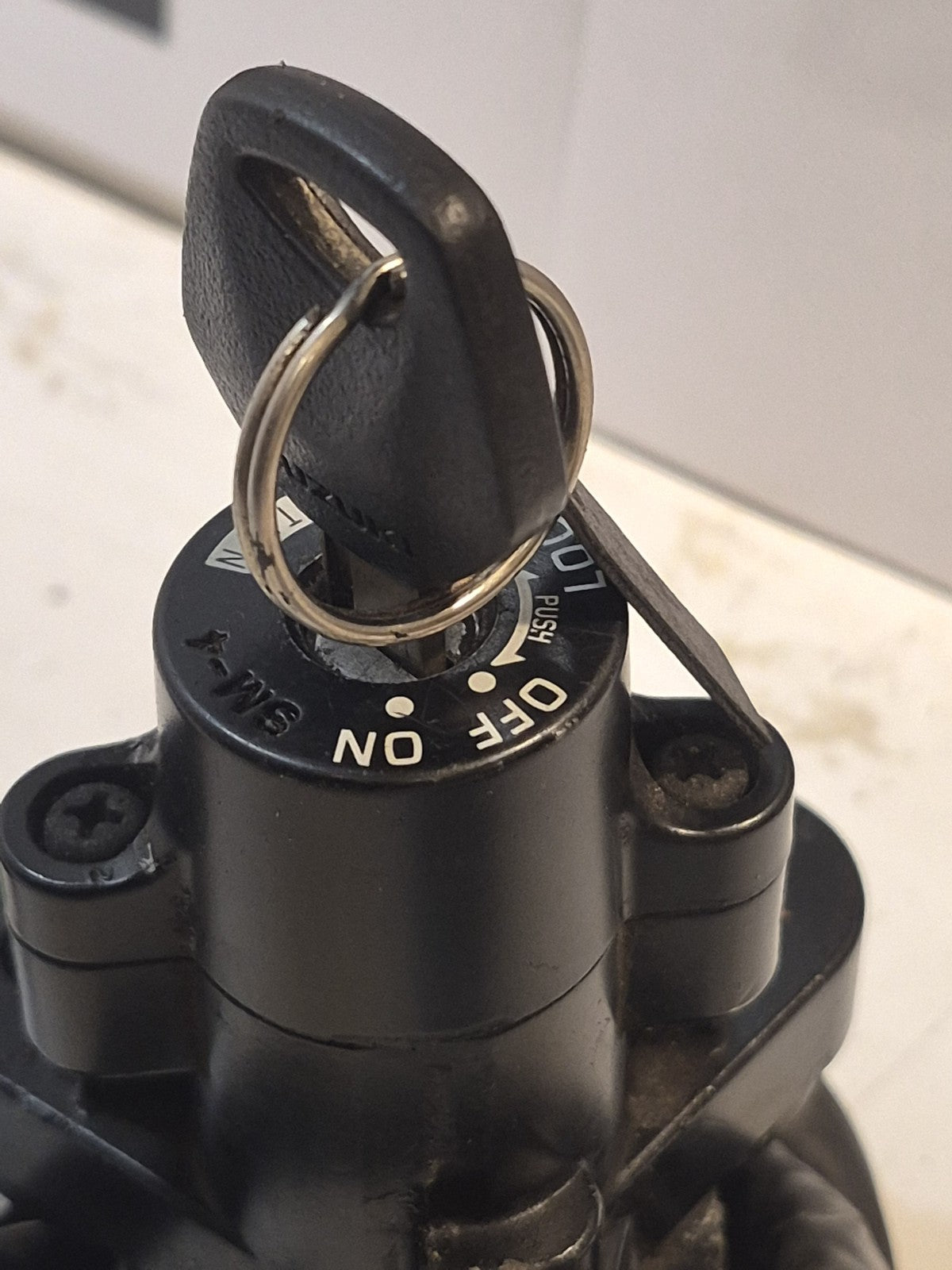 SUZUKI GSF 600 BANDIT MK 1 LOCKSET