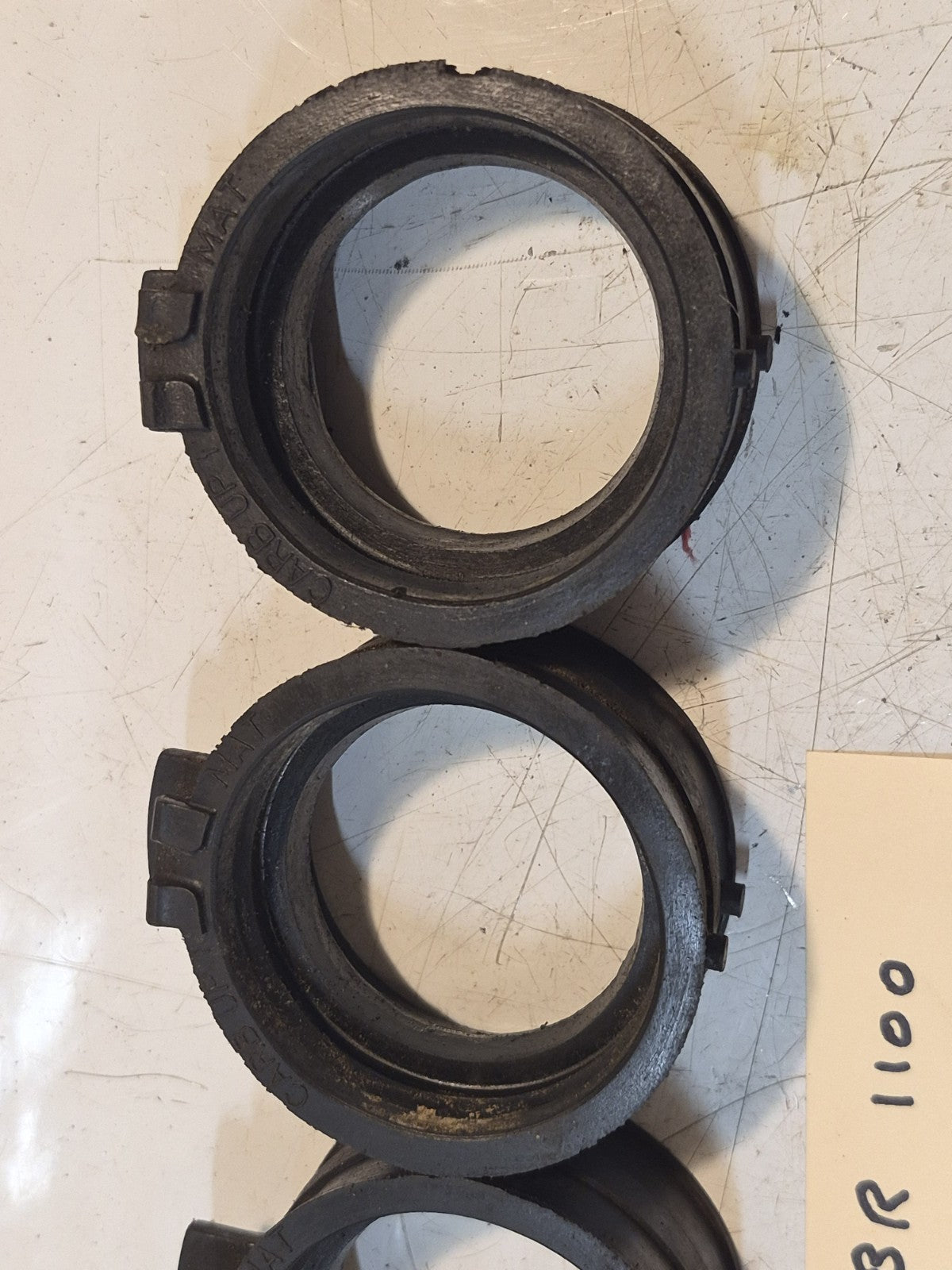 Honda CBR 1100 Blackbird Inlet Manifold Rubbers