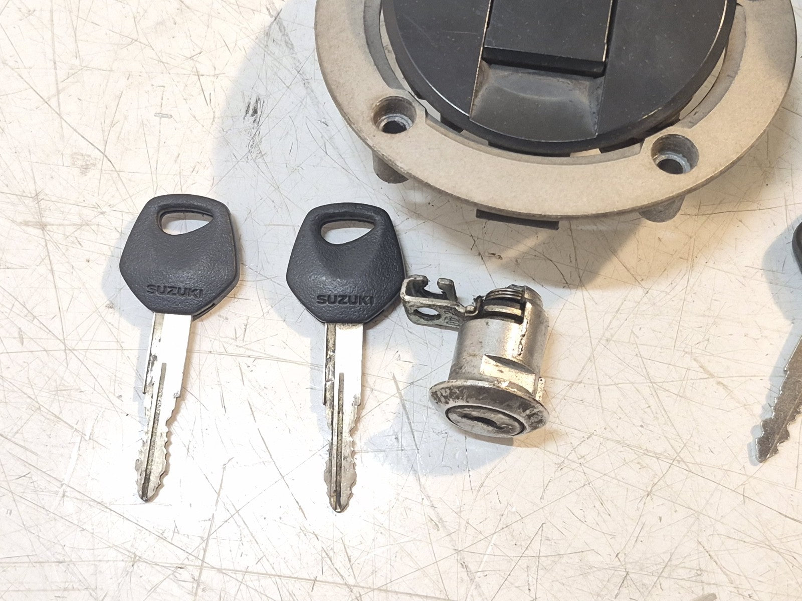 Suzuki GSF 1250 Bandit Lock Set