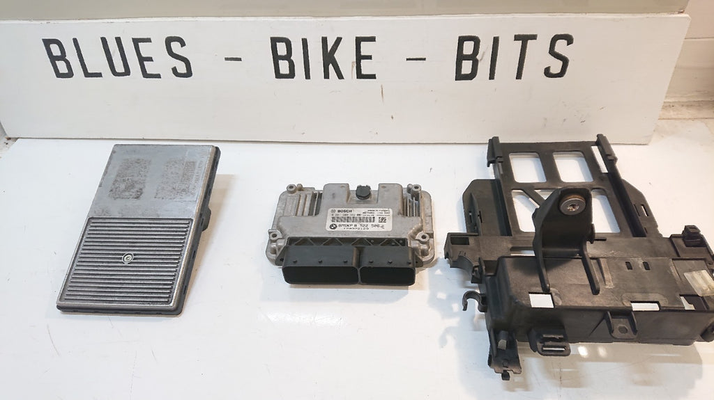 BMW F800 ST ECU, POWER UNIT And MOUNT