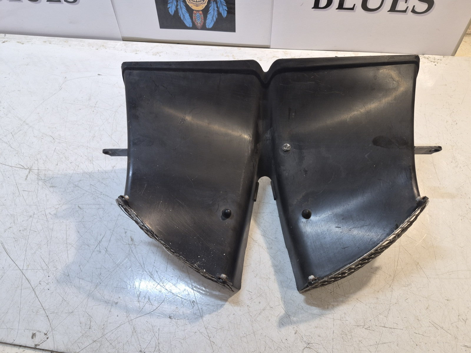 Honda CBR 1100 Blackbird Fairing, Oil Cooler Air Guide