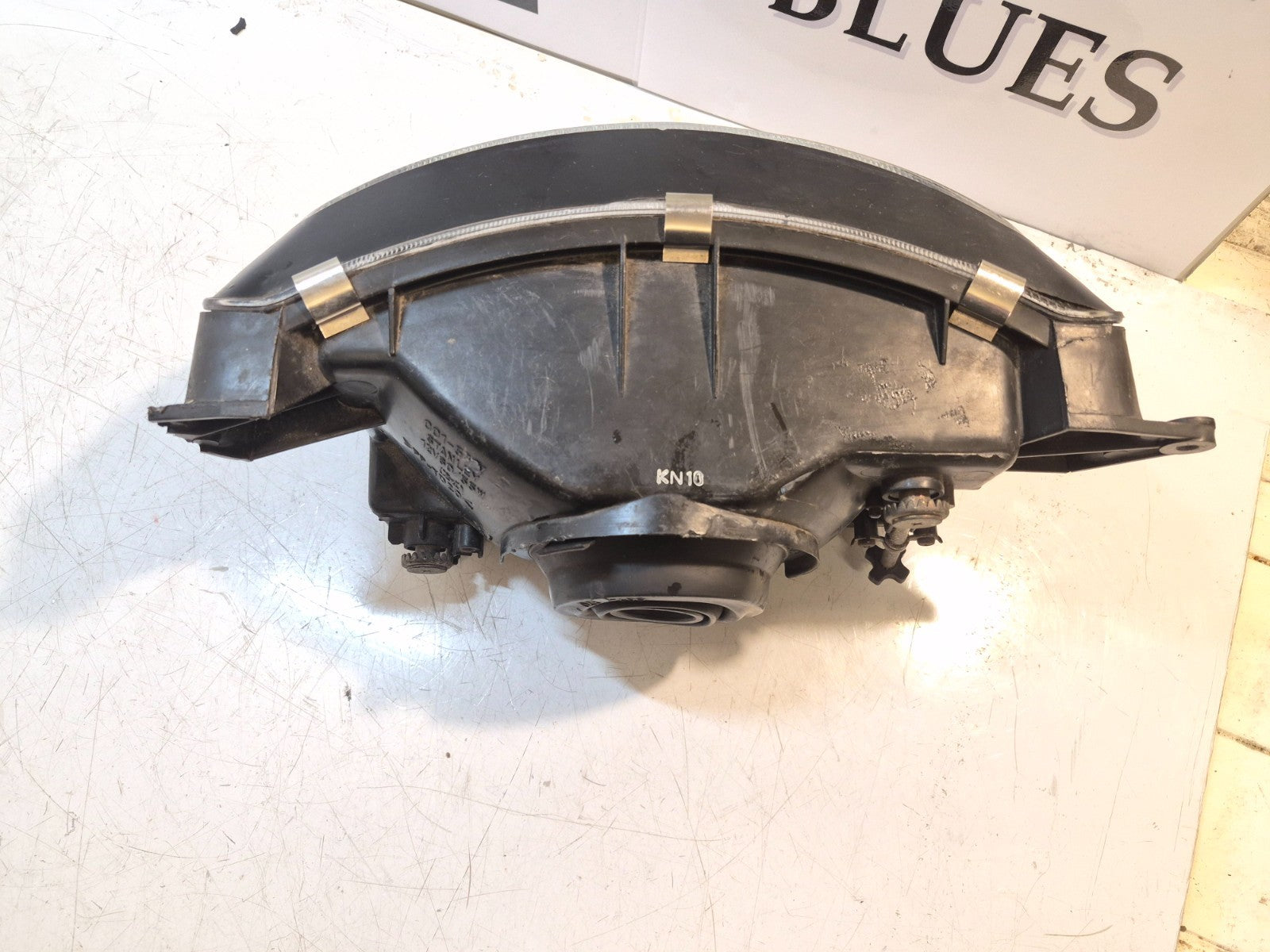 Kawasaki ZZR 1100 D - Headlamp Front Headlight - Stanley 001-5737
