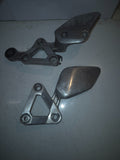 Yamaha FZS 600 FAZER Front Peg Hangers