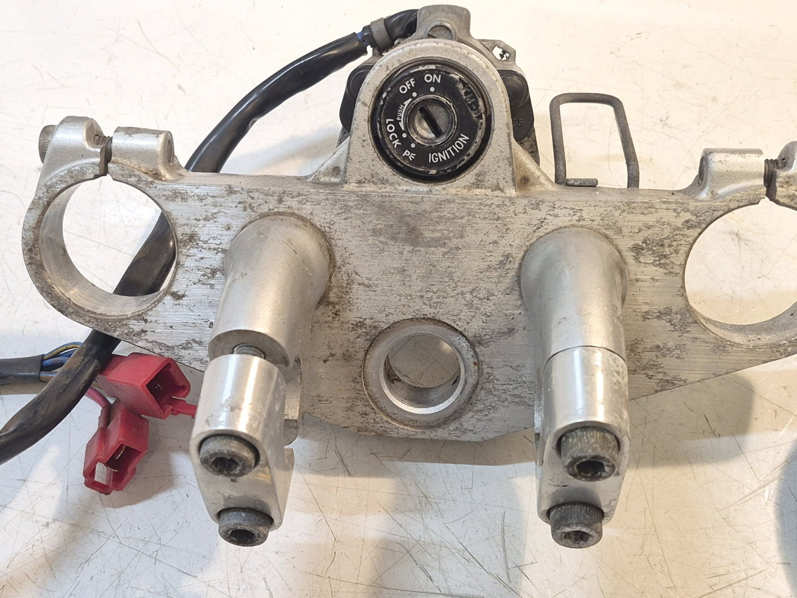YAMAHA FAZER FZS600 LOCK SET IGNITION SWITCH, TANK LOCK SEAT LOCK + ONE KEY