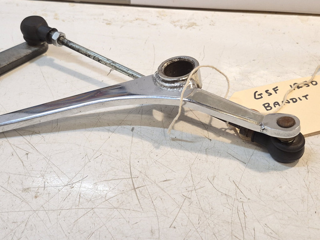 Suzuki GSF 1250 Bandit Gear Lever And Linkage