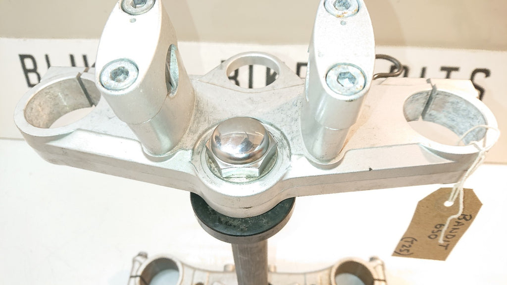Suzuki GSF 650 Bandit Yoke, Complete