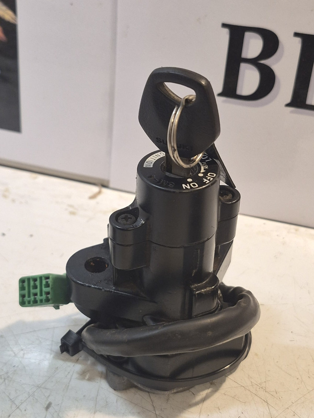 SUZUKI GSF 600 BANDIT MK 1 LOCKSET