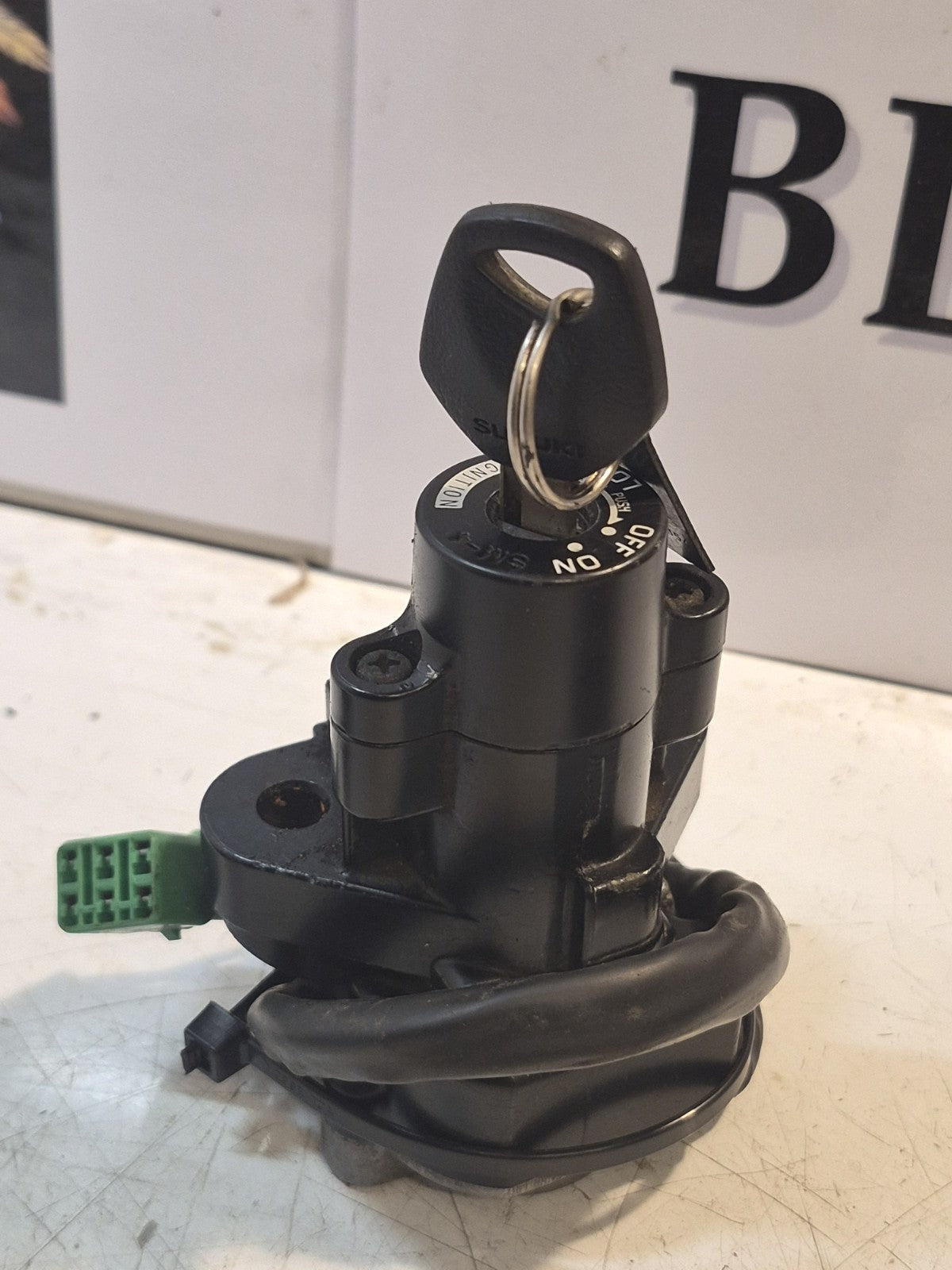 SUZUKI GSF 600 BANDIT MK 1 LOCKSET