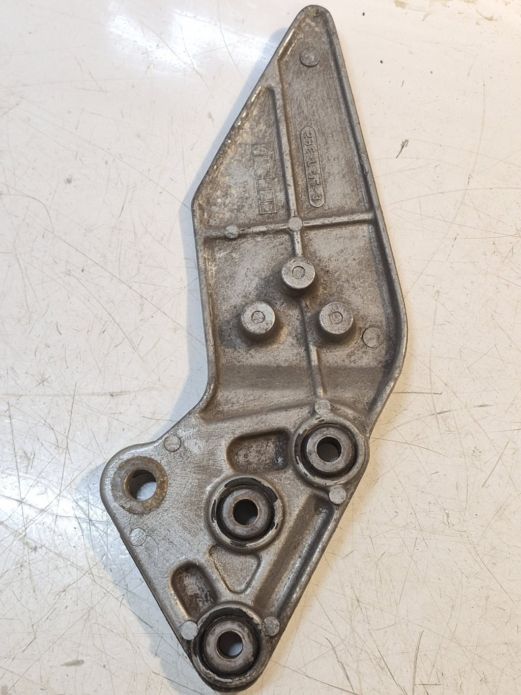Suzuki GSF 600 Bandit Mk2 Front Peg Hangers