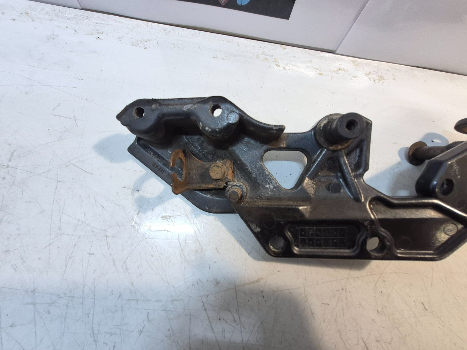 Kawasaki ZZR 1100 Front Peg Hangers