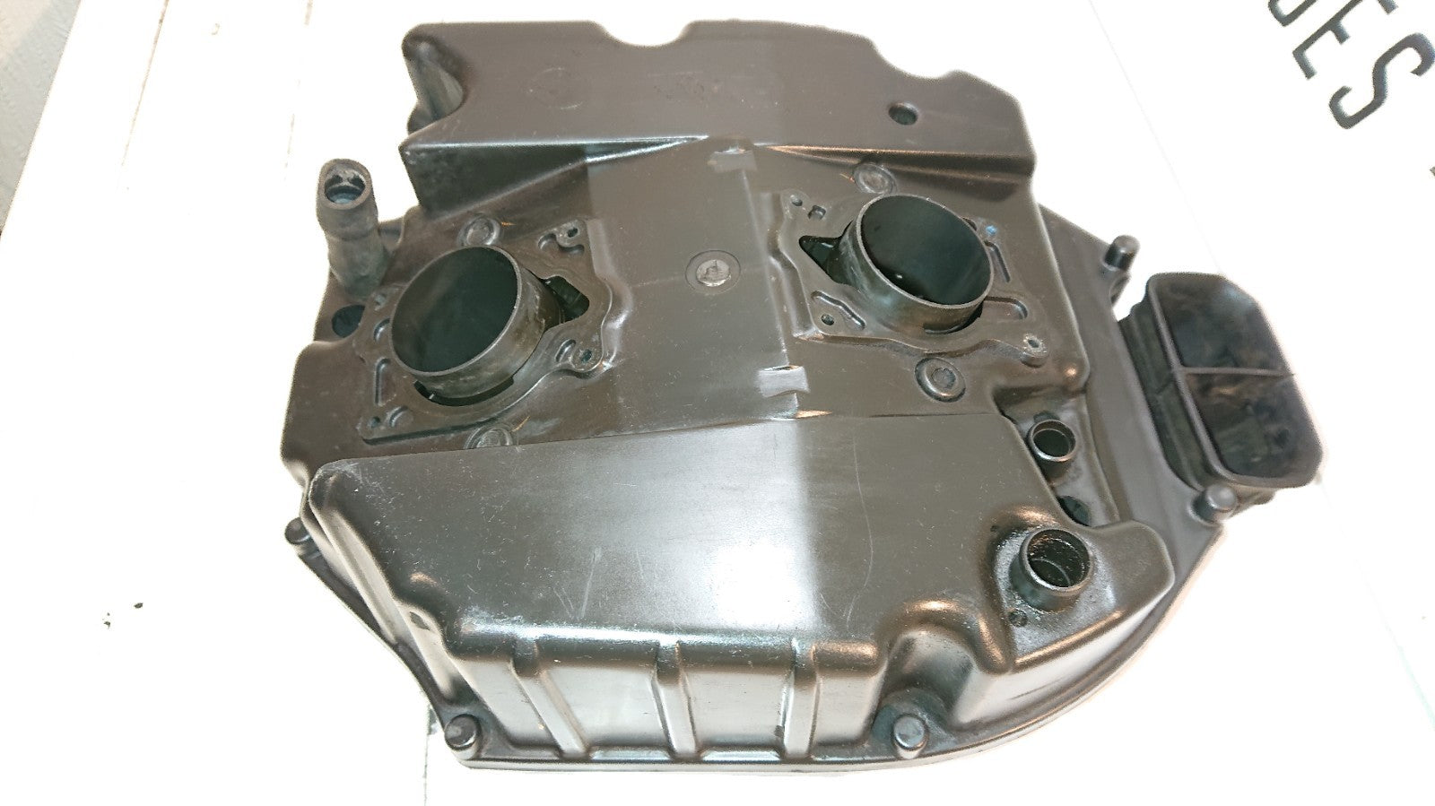 Honda VTR 1000 FIRESTORM Air Box Complete