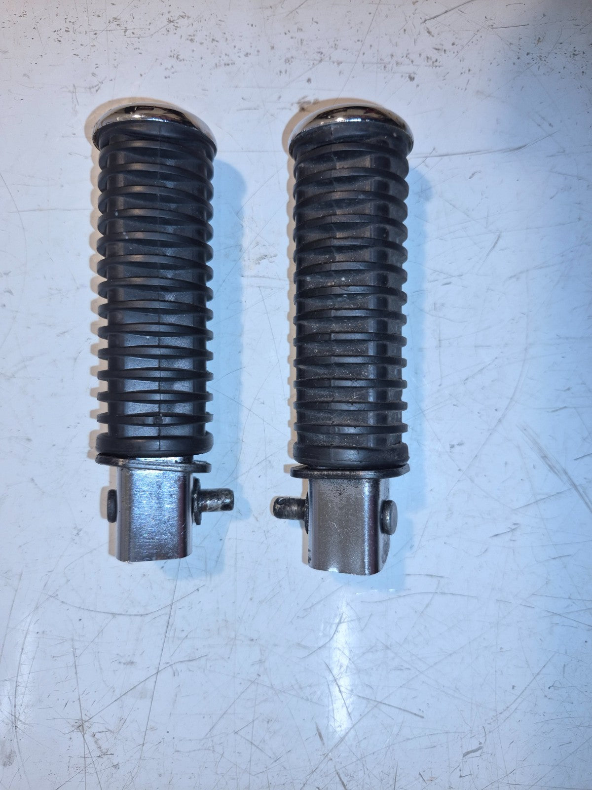 Honda VT 750 Pillion Pegs, Pair